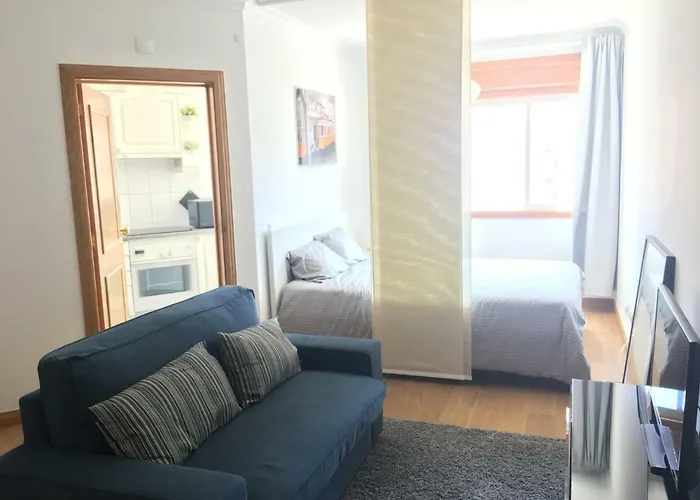 Apartment 8-bit-building *